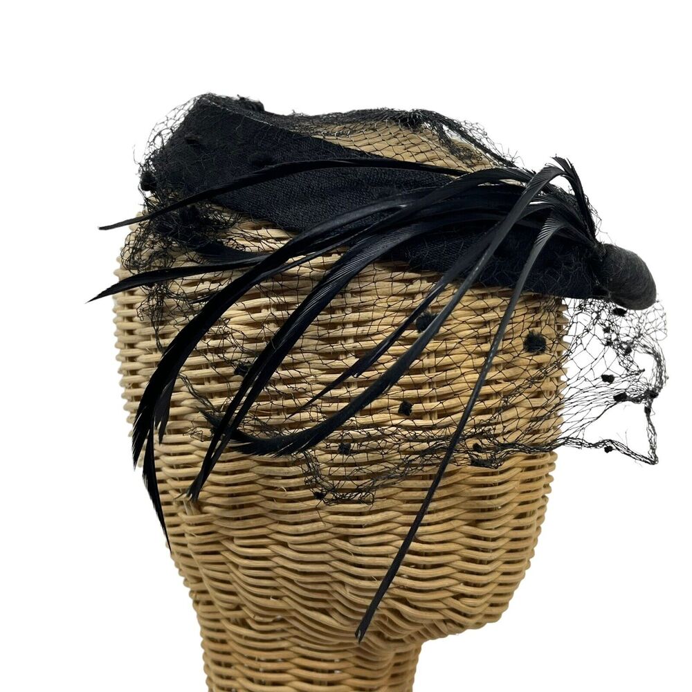 Fascinator Cocktail Ring Hat 1950s Black Velvet Plume Netting Secretary Chic - Picture 2 of 11